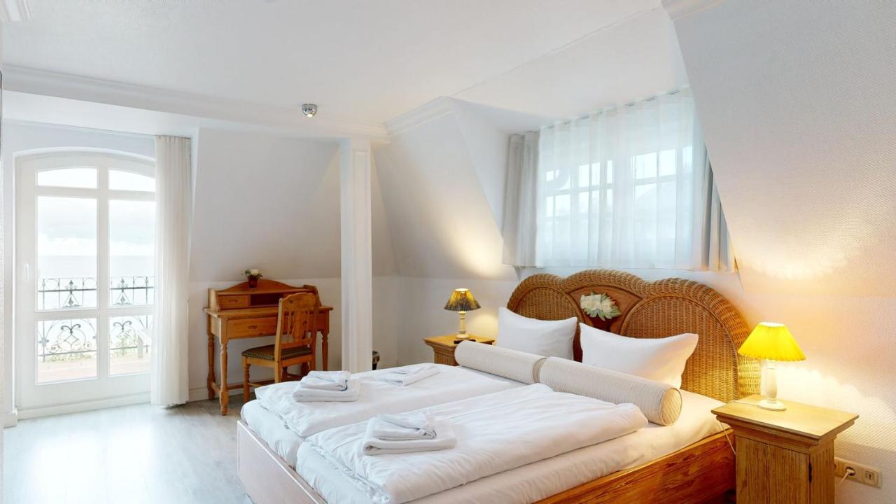 Fewo Direkt Am Strand Mit Meerblick Und Balkon,Villa Glueckspilz, บินซ์ ภายนอก รูปภาพ